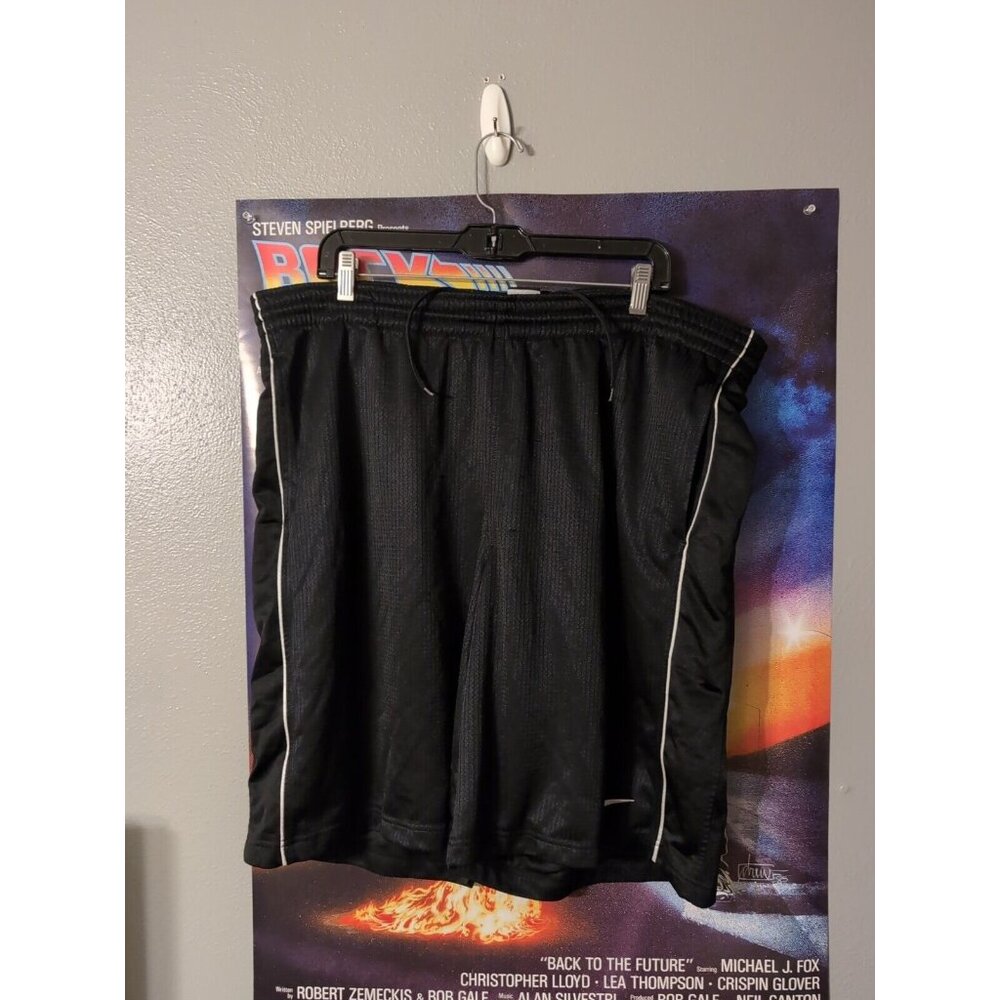Nike Basketball Black Shorts Men's Size XL Pockets
